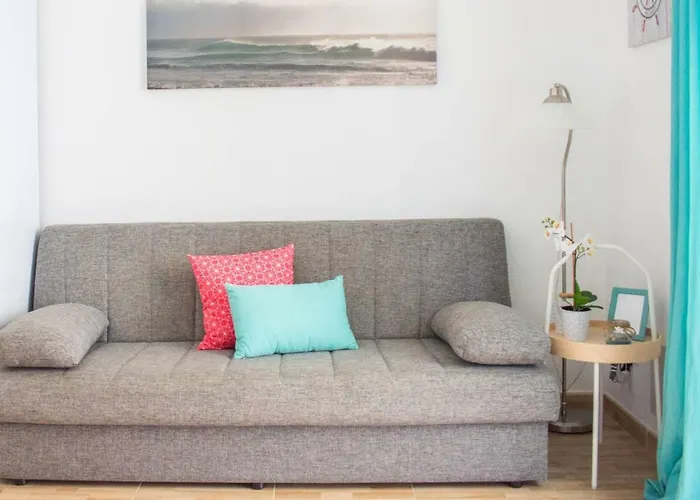 Steps To The Beach!!! Santa Cruz de Tenerife