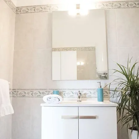 Steps To The Beach!!! Santa Cruz de Tenerife